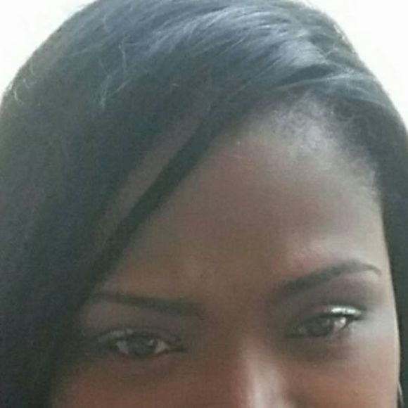 Meet your Posher, Monica - Picture 1 of 1